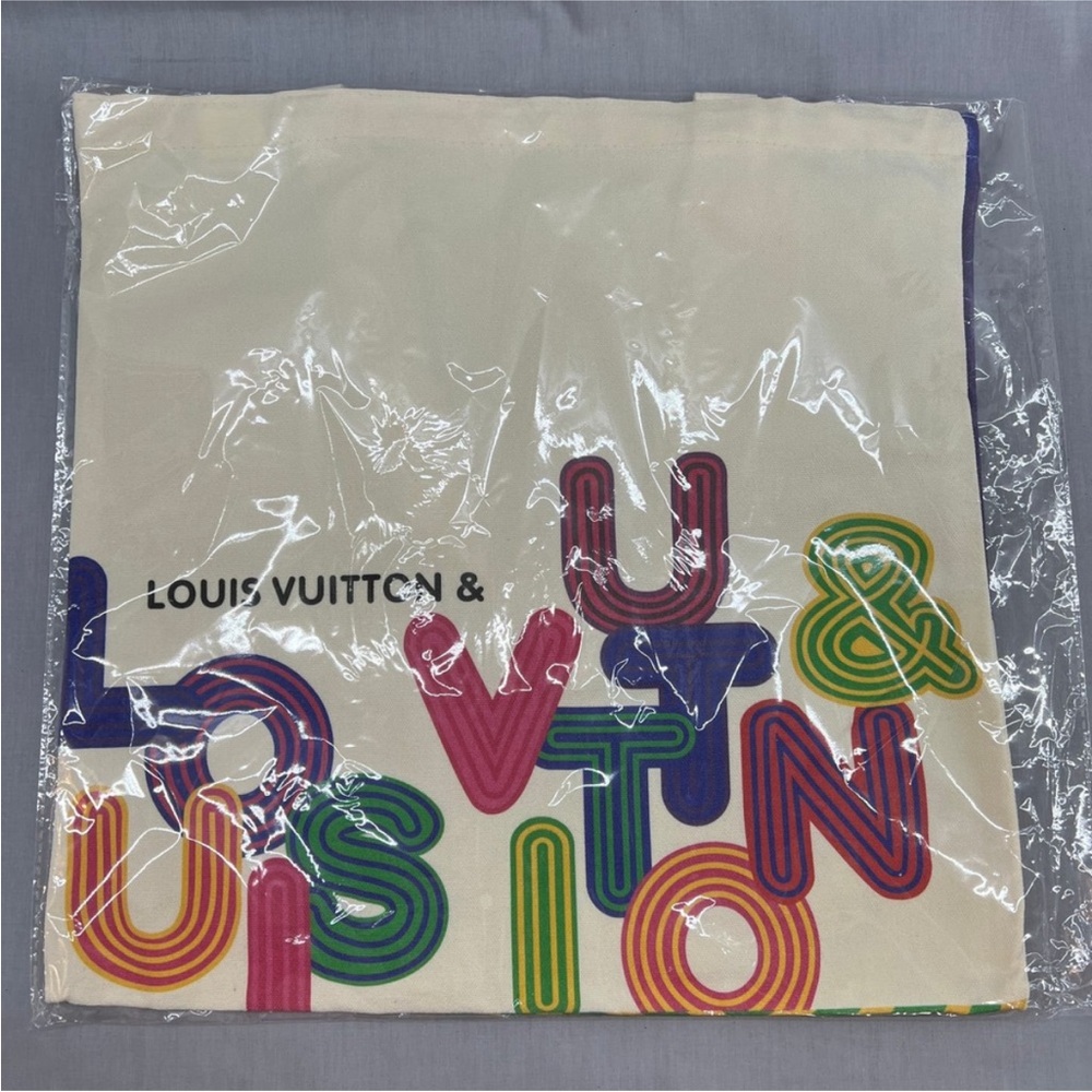 NWOT~Louis Vuitton & Shenzhen
Exhibition-City Tote Bag / Canvas-Limited Edition - Picture 11 of 11